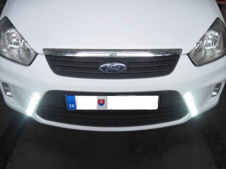 Zapnuté denné svietenie Ford C-Max